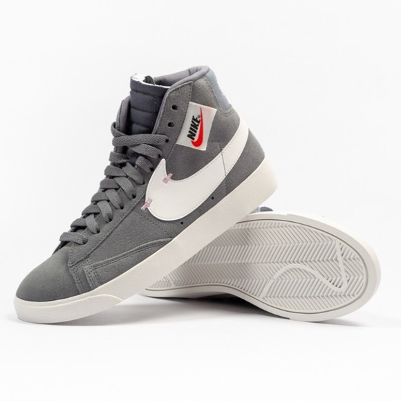 nike blazer zipper